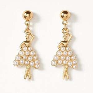 💖 🩰 Elegant Ballerina Gold and Pearl Stud  Earrings ⚜️